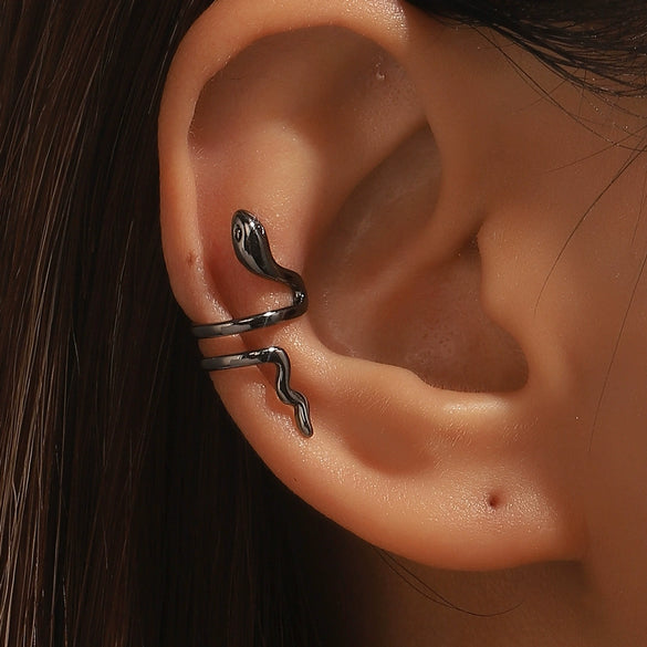 Wholesale Copper Snakeshaped Electroplated Animal Style Women's Earrings