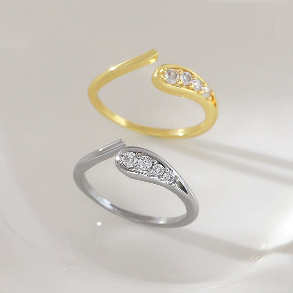 Wholesale Copper Snakeshaped Geometric Animal Zodiac Electroplated Versatile Ring