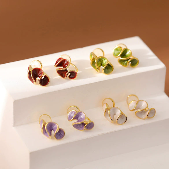 Wholesale Copper Women's Light Luxury Flower Geometric Electroplated Pleated Metal Ear Clip Earrings