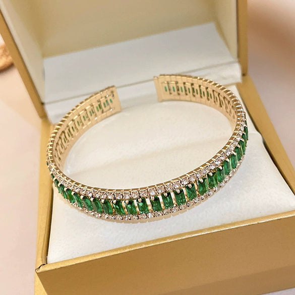Wholesale Copper Zircon Letter Bracelet Gold Electroplated For Women Cool Style