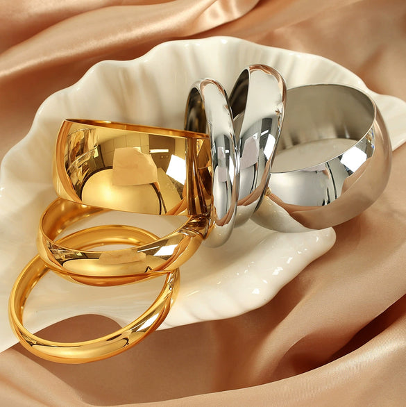 Wholesale Couple Bracelet 316L Stainless Steel Metal Texture Glazed Exaggerated Design Electroplated Simple Geometric Style Highend Women's Jewelry