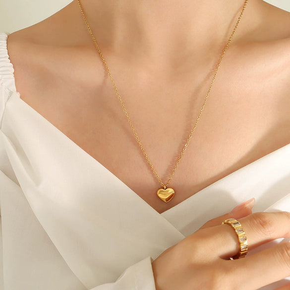 Wholesale Couple Titanium Steel 18K Gold Plated Heart Shape Ferris Wheel Pendant Clavicle Necklace For Women