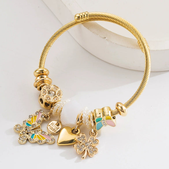 Wholesale Diamondencrusted Adjustable Bracelet With Butterfly Heart Fourleaf Clover Shape For Unisex Made Of Alloy