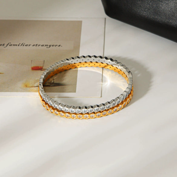 Wholesale Diamondencrusted Electroplated Stainless Steel Bracelet For Women With Geometric Ins Style
