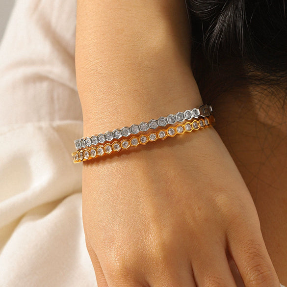 Wholesale Diamondencrusted Electroplated Stainless Steel Bracelet For Women With Geometric Ins Style