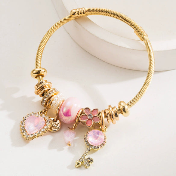 Wholesale Diamondencrusted Heart Pattern Alloy Love Key Bracelet Fashion Adjustable Unisex Bracelet