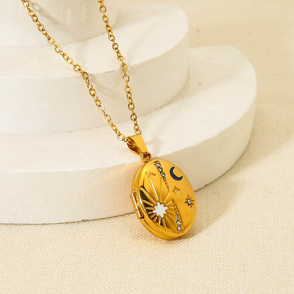 Wholesale Diamondencrusted Star And Geometric Magnetic Photo Box Pendant Stainless Steel 18K Gold Plated Necklace For Women