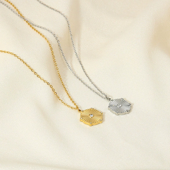 Wholesale Diamondshaped Electroplated Titanium Steel Oshaped Chain Necklace For Women