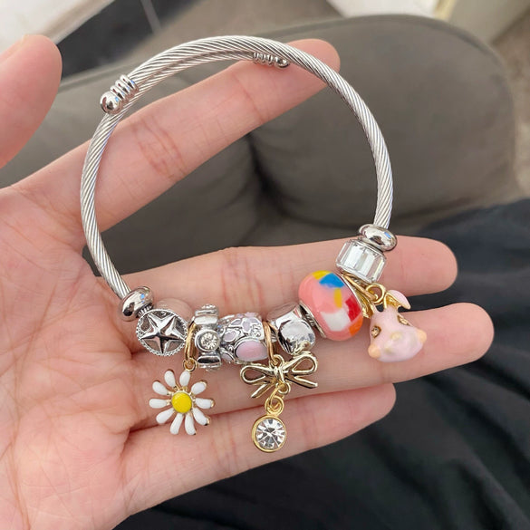 Wholesale Diy Stainless Steel Electroplated Daisy Rabbit Pendant Bracelet For Women