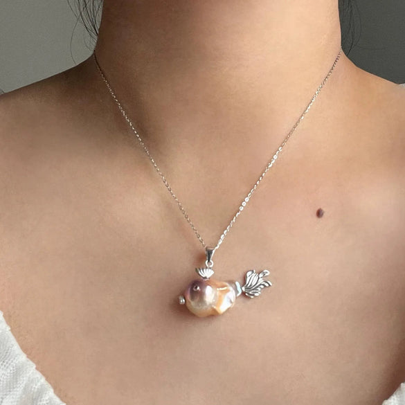 Wholesale Dopamine Clownfish Necklace Copper Natural Specialshaped Baroque Pearl Zircon Electroplating Animal Zodiac Style