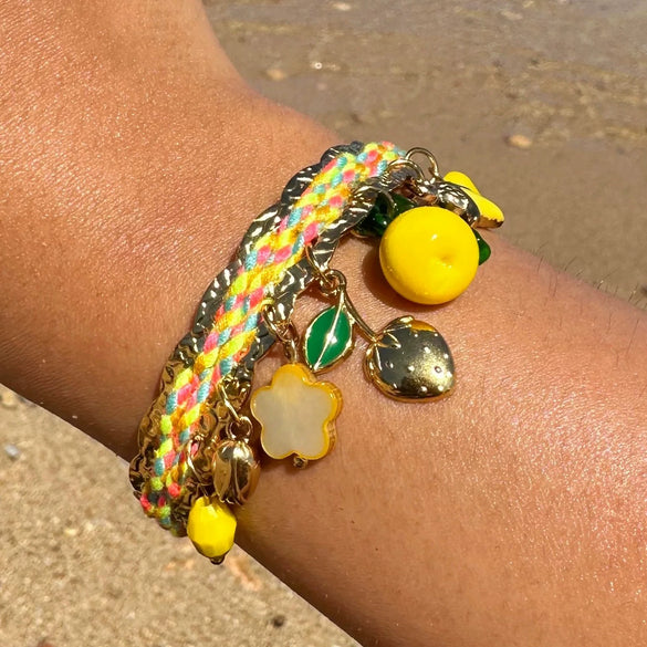 Wholesale Dopamine Fashion Ol Style Copper Handwoven Bracelet With Fruit Pendant And Electroplating