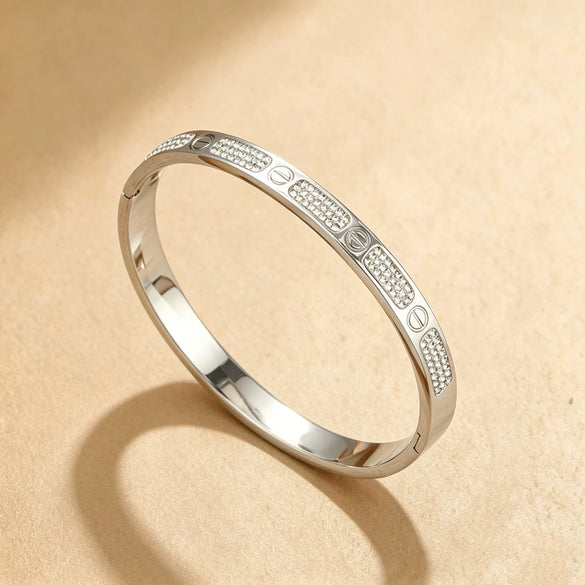 Wholesale Doublerow Full Diamond Clasp 18K Goldplated Titanium Steel Bracelet With Geometric Light Luxury Style And Polish Processing