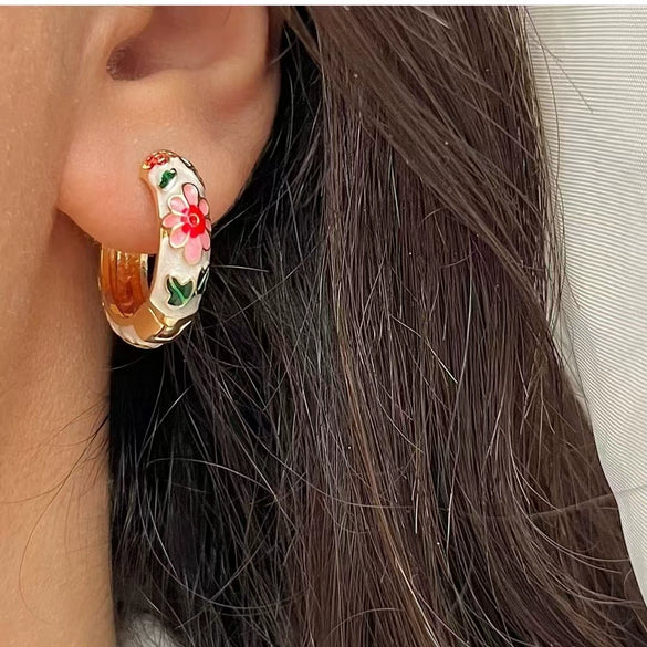 Wholesale Ear Jewelry Copper 14K Gold Ear Needle Flower Pattern Dripping Oil Process