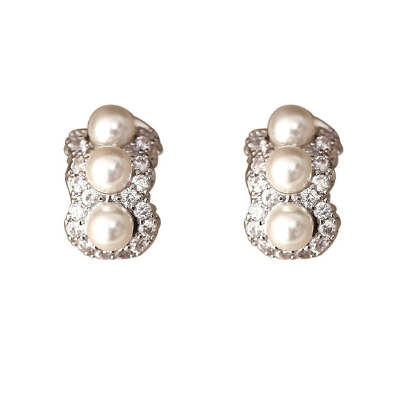 Wholesale Ear Jewelry French Retro Style Geometric Cshaped Copper Electroplating Zircon Pearl Earrings