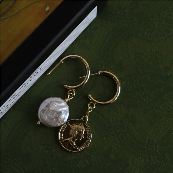 Wholesale Earrings Freshwater Pearl Gold Coin Badge Thick Plated Gold Geometric Medieval Natural Style