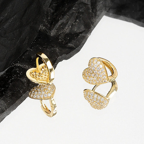 Wholesale Earrings S925 Sterling Silver Heartshaped Diamondencrusted Zircon Geometric Electroplated For Women