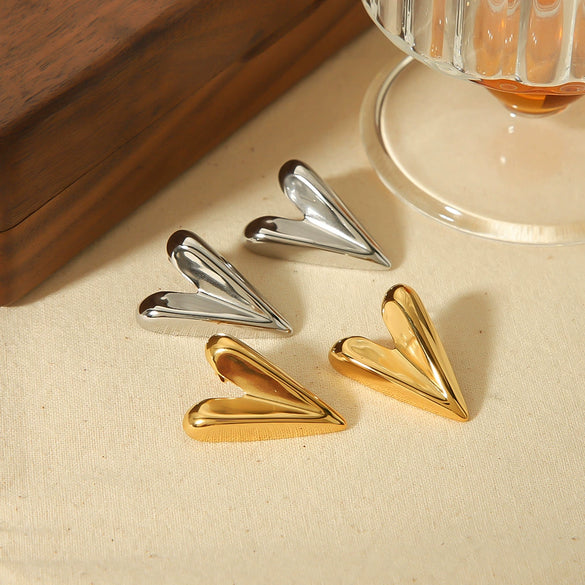 Wholesale Earrings Stainless Steel Geometric Heartshaped Electroplated Simple Fashion For Women