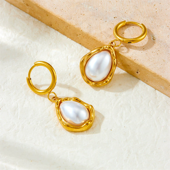 Wholesale Earrings Stainless Steel Gold Plated Retro Fashion Large Pearl Drop