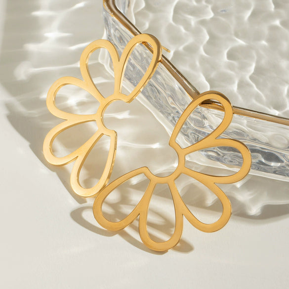 Wholesale Earrings Stainless Steel Half Flower Hollow Geometric Retro Electroplated