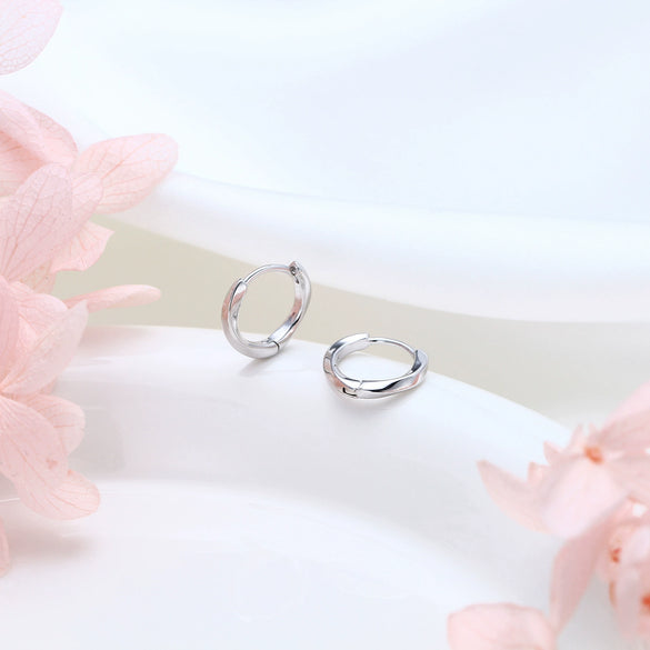 Wholesale Earrings 925 Sterling Silver Geometric Fashion Electroplated