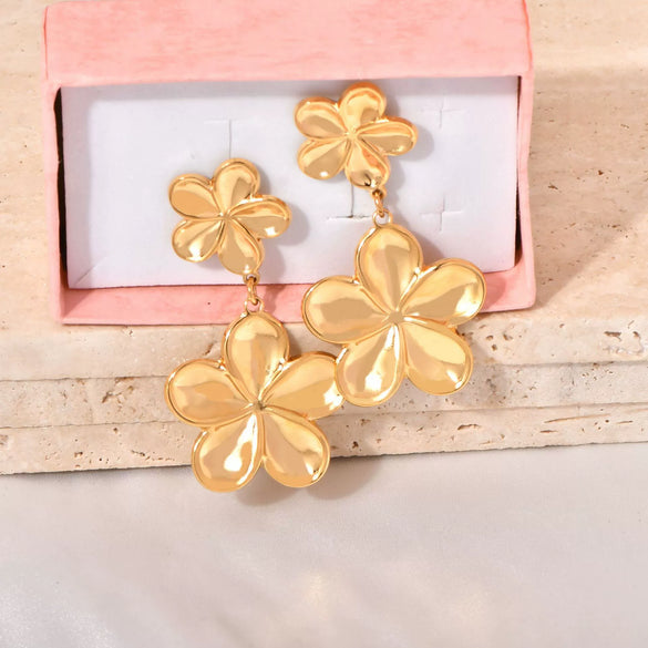 Wholesale Earrings Titanium Steel 18K Gold Plated Flower Leaves Retro High Grade Exaggerated Style