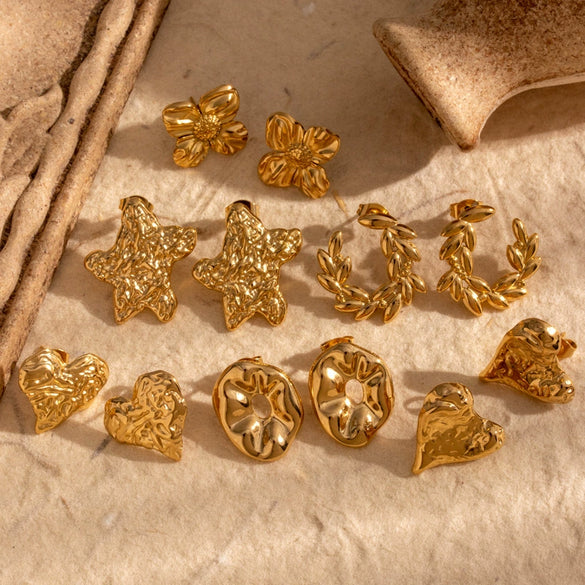 Wholesale Earrings Titanium Steel Light Luxury Style With Heart And Flower Patterns Electroplated
