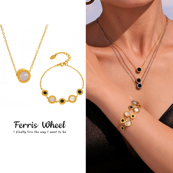 Wholesale Electroplated Geometric Roman Numerals Singlesided Black And White Shell Pendant Necklace And Bracelet Jewelry Set For Women Made Of Stainless Steel