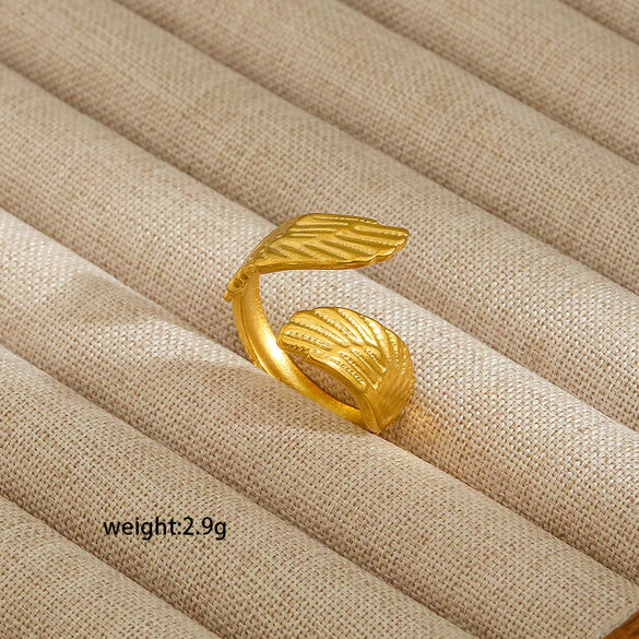 Wholesale Electroplated Heart Shape Geometric Titanium Steel Open Ring For Women And Unisex Ins Style Jewelry