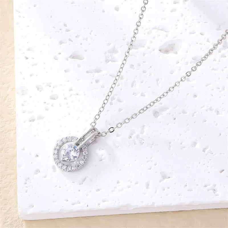 Wholesale Elegant Cute Luxurious Circle 304 Stainless Steel Copper Plating Inlay Rhodium Plated Zircon Pendant Necklace