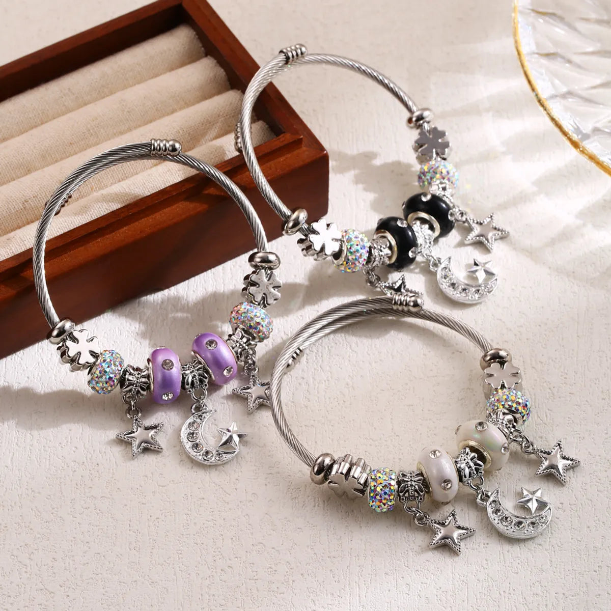 Wholesale Elegant Cute Pentagram Moon Stainless Steel Alloy Beaded Inlay Rhinestones Bangle