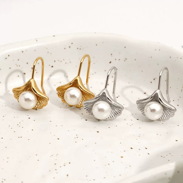 Wholesale Elegant Fashion Shell Single Pearl Earrings In 316 Stainless Steel With Geometric Design And Electroplating
