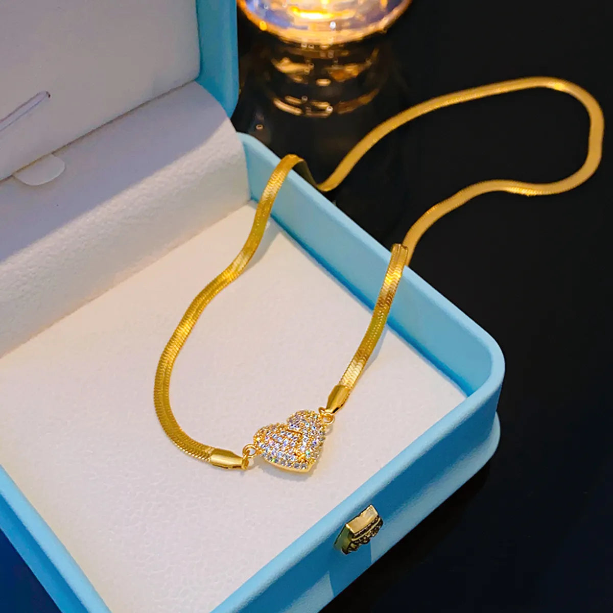 Wholesale Elegant Heart Shape 304 Stainless Steel Copper Plating Inlay 18K Gold Plated K Gold Plated Zircon Pendant Necklace