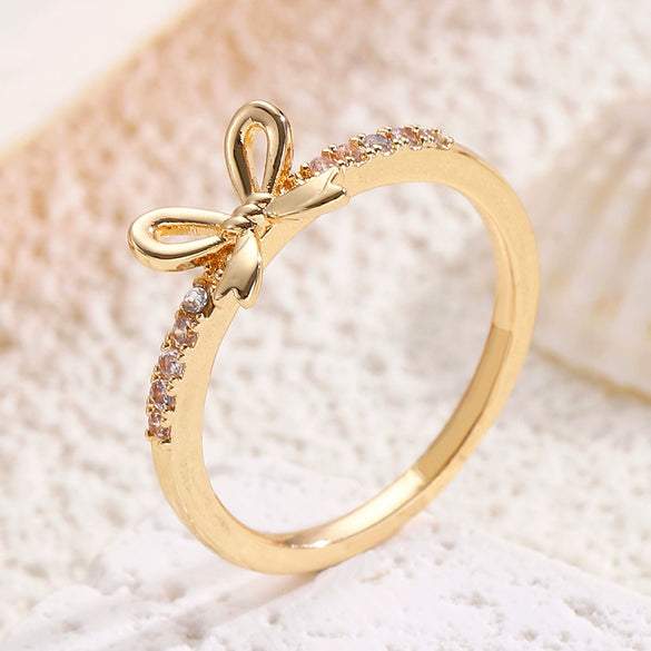 Wholesale Elegant Heartshaped Hollow Woven Copper Zircon Electroplated Ring For Women