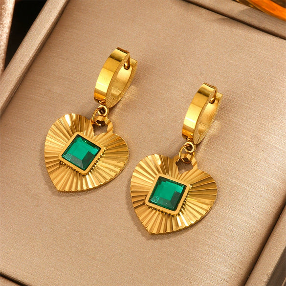 Wholesale Elegant Imitation Pearl Stud And Ear Clip Earrings For Women With Flower And Constellation Patterns Electroplated