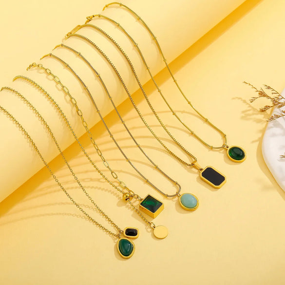 Elegant Lady Geometric Titanium Steel Plating 18k Gold Plated Pendant Necklace