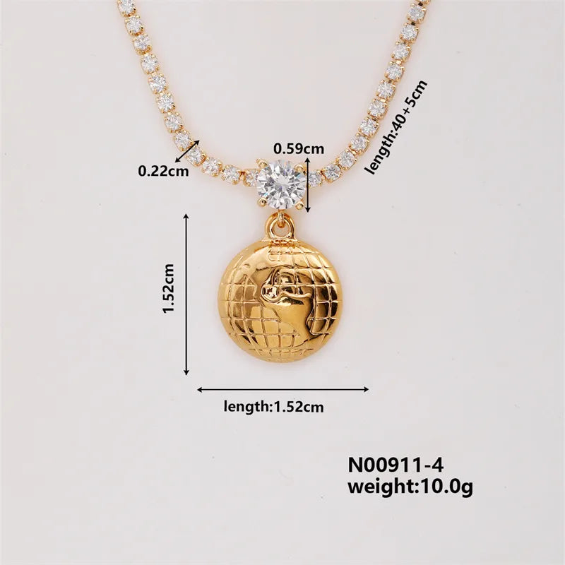 Wholesale Elegant Lady Streetwear Star Moon Copper Hollow Out Inlay K Gold Plated Zircon Pendant Necklace