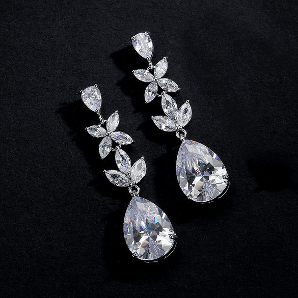 Wholesale Elegant Light Luxury Long Water Drop Zircon Earrings For Female Bride Copper Material Drop Shape Design