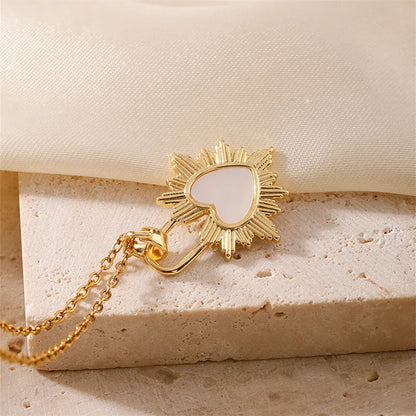 Wholesale Elegant Modern Style Korean Style Sun Heart Shape 304 Stainless Steel Copper Inlay K Gold Plated Zircon Pendant Necklace