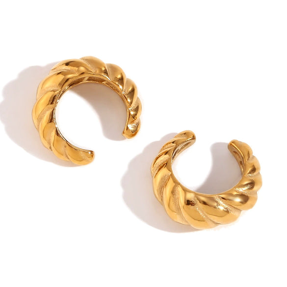 Wholesale Elegant Retro Mini Croissant Ear Clip Earrings For Women Stainless Steel 18K Gold Plated Geometric