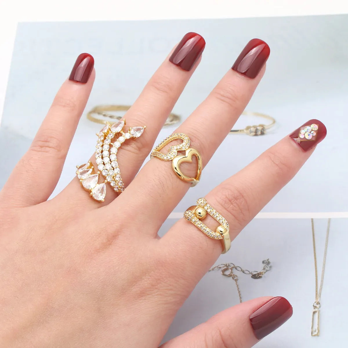 Wholesale Elegant Simple Style Heart Shape Copper Plating Inlay 18K Gold Plated Zircon Rings