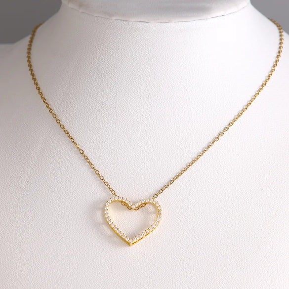 Wholesale Elegant Simple Style Shiny Heart Shape 304 Stainless Steel Copper Plating Inlay 18K Gold Plated Zircon Pendant Necklace