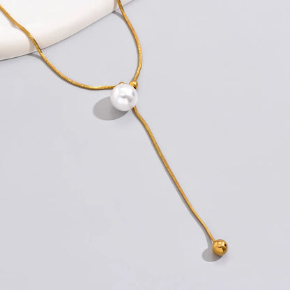 Elegant Simple Style Solid Color Titanium Steel Plating 18k Gold Plated Gold Plated Pendant Necklace