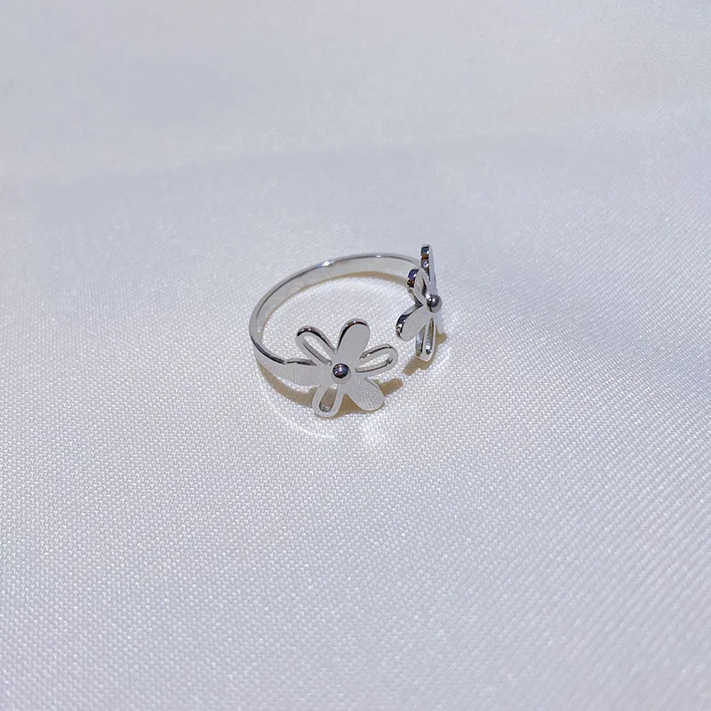 Wholesale Elegant Simple Style Streetwear Flower Titanium Steel Plating Rings