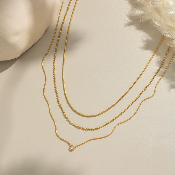 Wholesale Elegant Threelayer Geometric Zircon Stainless Steel Snake Bone Chain Necklace With Electroplating