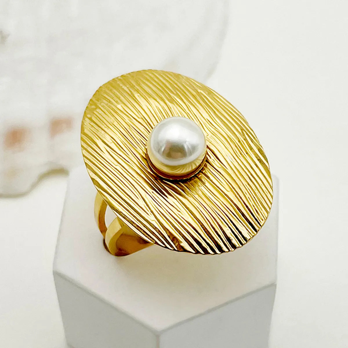 Elegant Vintage Style Oval Stainless Steel Plating Inlay Pearl Gold Plated Open Rings