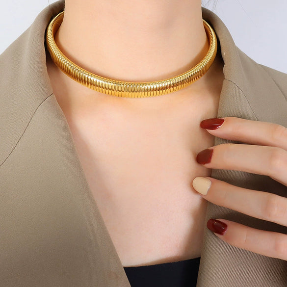 Wholesale Exaggerated Design Personality Fashion Jewelry Set For Women Titanium Steel Gold Plated With Snake Bone Chain