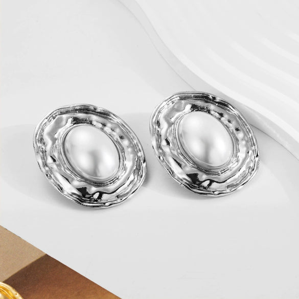 Wholesale Exaggerated Geometric Alloy Raffia Pearl Inlaid Oval Stud Earrings For Women