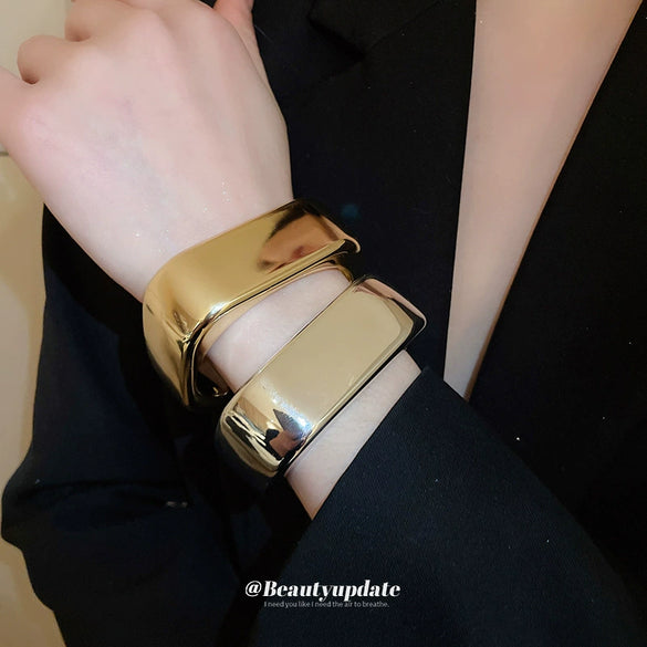 Wholesale Exaggerated Geometric Handmade Acrylic Opening Bracelet