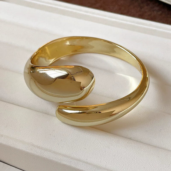 Wholesale Exaggerated Geometric Handmade Acrylic Opening Bracelet