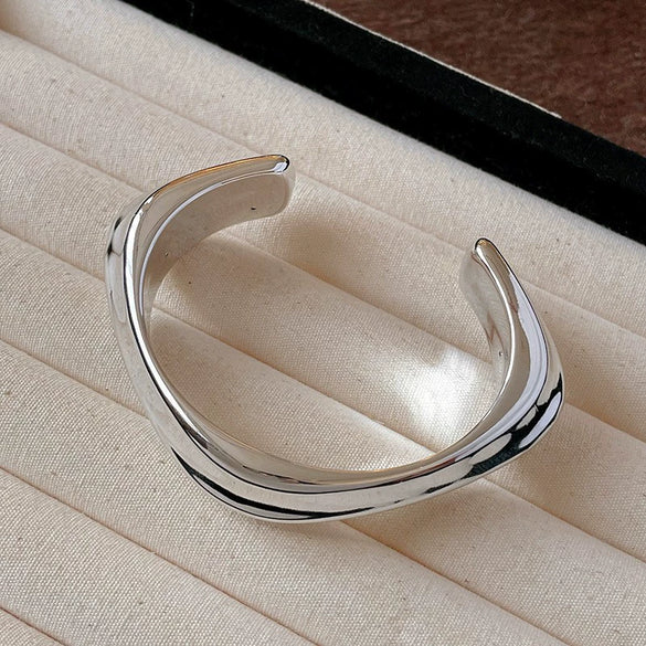 Wholesale Exaggerated Geometric Handmade Acrylic Opening Bracelet